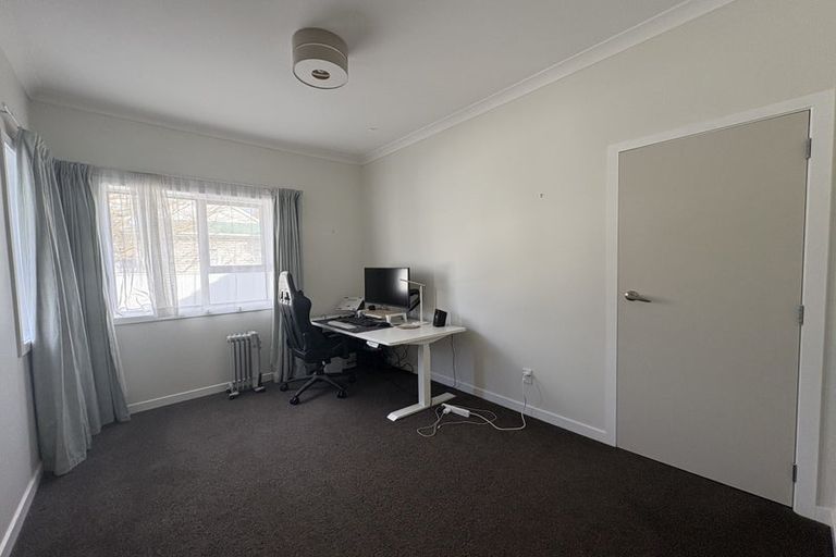 Photo of property in 78 Bell Road, Waiwhetu, Lower Hutt, 5010