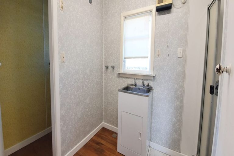 Photo of property in 2/129 Maidstone Road, Ilam, Christchurch, 8041