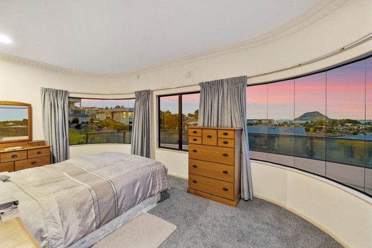 Photo of property in 24 Rutherford Street, Otumoetai, Tauranga, 3110