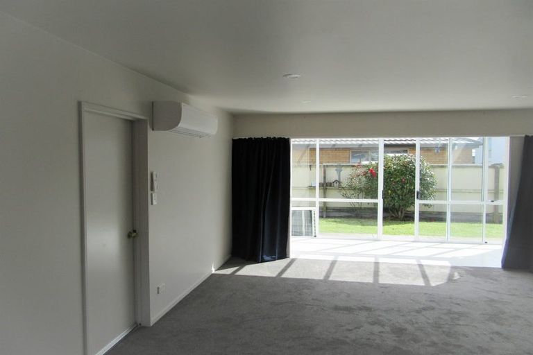 Photo of property in 2/54 Tilford Street, Woolston, Christchurch, 8062