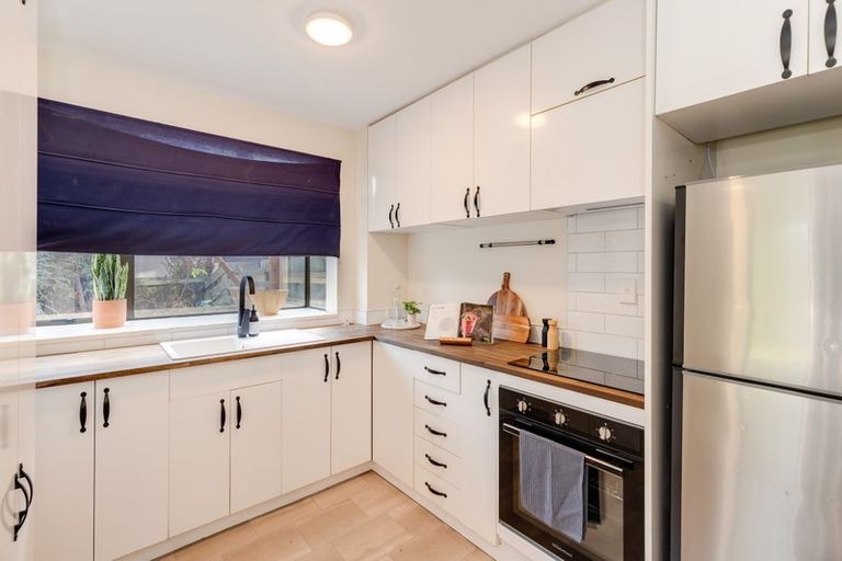 Photo of property in 9/27 Darvel Street, Riccarton, Christchurch, 8011