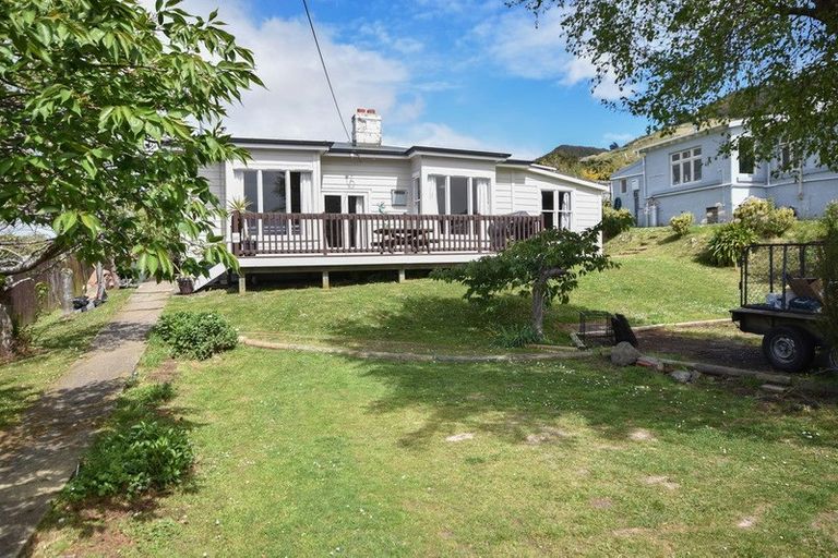 Photo of property in 7 Kiwi Street, Saint Leonards, Dunedin, 9022