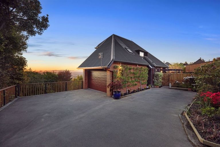 Photo of property in 28 Westenra Terrace, Cashmere, Christchurch, 8022