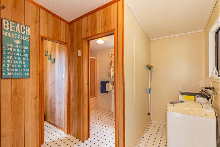 Photo of property in 5 Rua Avenue, Waitarere Beach, Levin, 5510