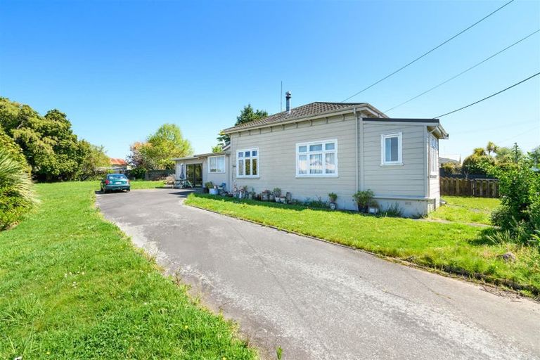 Photo of property in 13 Hunia Street, Marton, 4710