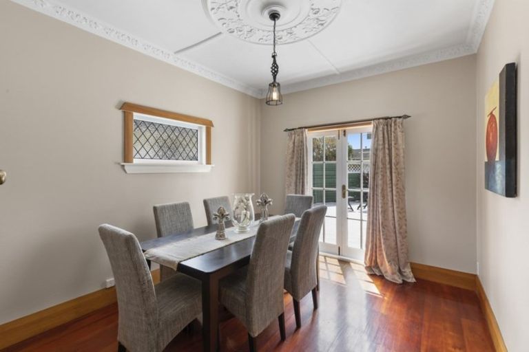 Photo of property in 13 Norton Park Avenue, Fairfield, Lower Hutt, 5011