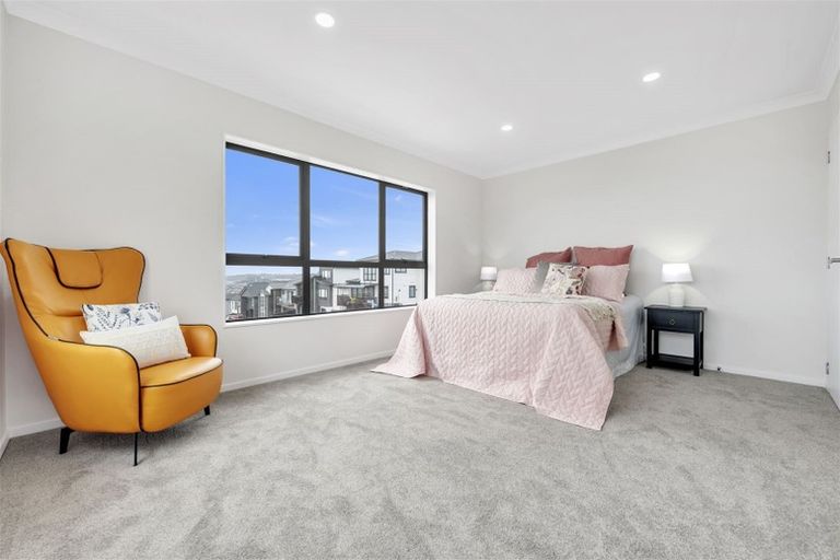 Photo of property in 19 Elevation Street, Flat Bush, Auckland, 2019