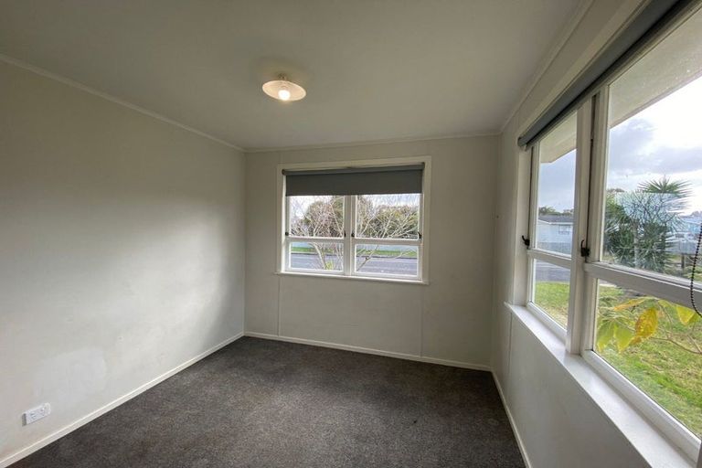 Photo of property in 30 Cargill Street, Papakura, 2110