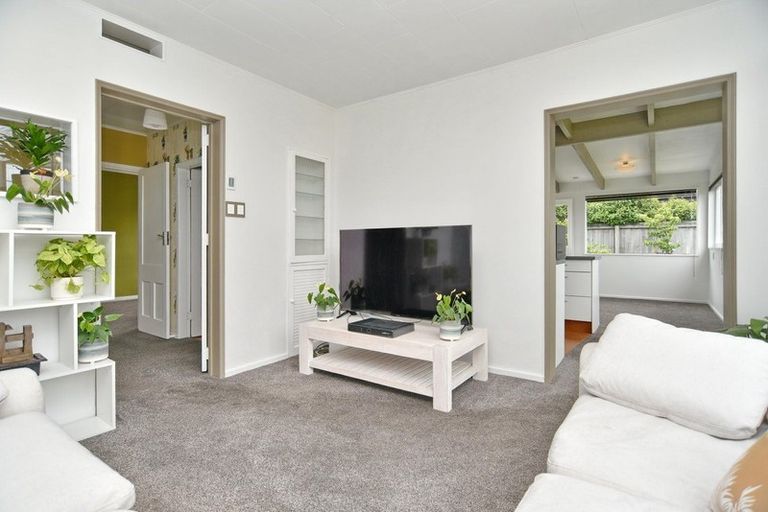 Photo of property in 72 Bamford Street, Woolston, Christchurch, 8023