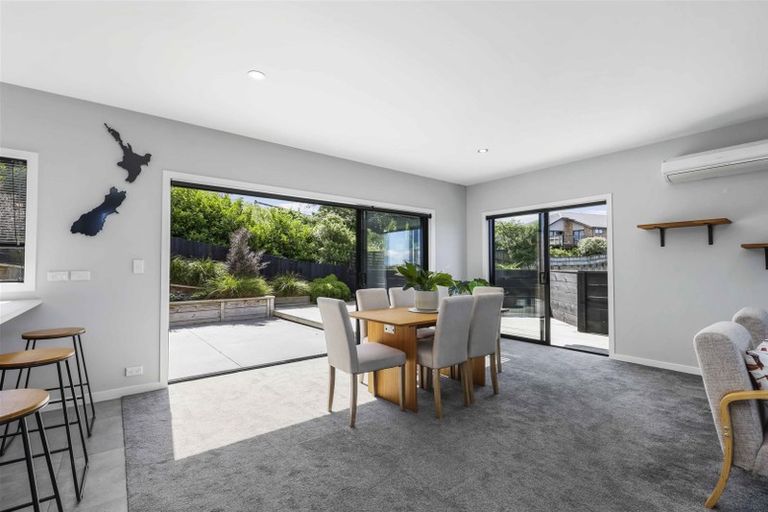 Photo of property in 43 Shrule Place, Huntington, Hamilton, 3210