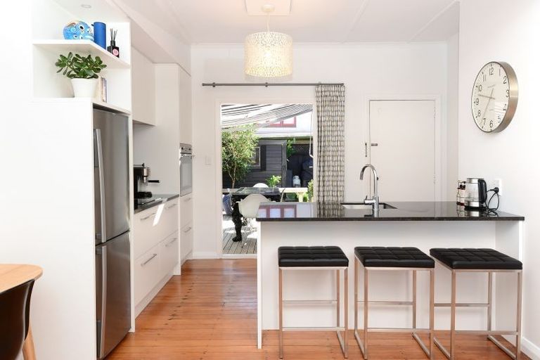 Photo of property in 46 Plunket Terrace, Hamilton East, Hamilton, 3216