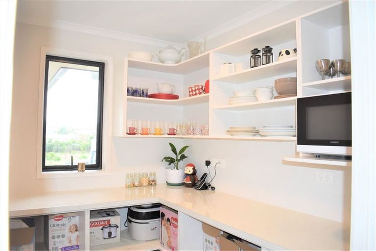 Photo of property in 29 Harriet Johnston Drive, Pokeno, 2402