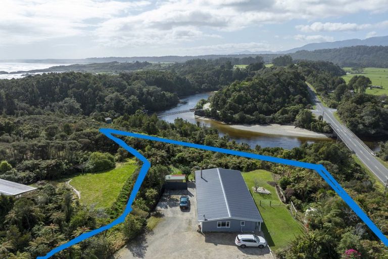 Photo of property in 42b Cemetery Road, Charleston, Cape Foulwind, 7892