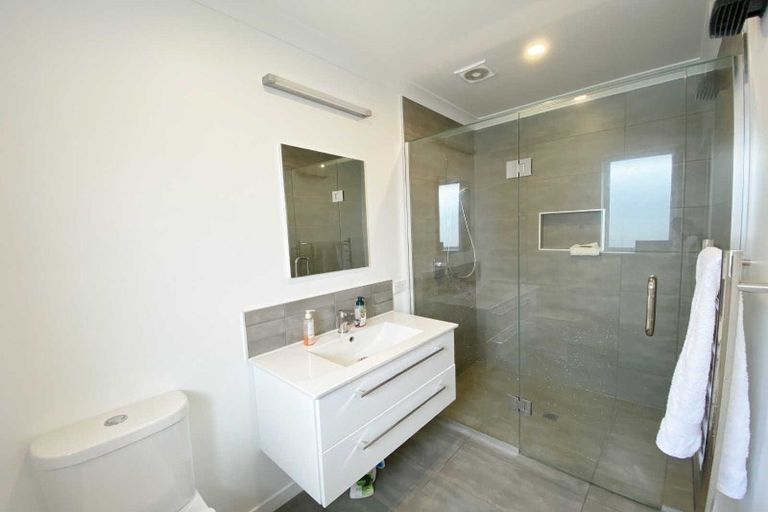 Photo of property in 2 Erling Ziesler Lane, Wigram, Christchurch, 8025