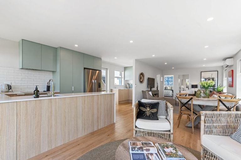 Photo of property in 1/47 Beachville Road, Redcliffs, Christchurch, 8081