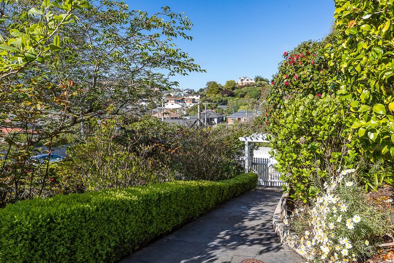 Photo of property in 217 Musselburgh Rise, Andersons Bay, Dunedin, 9013
