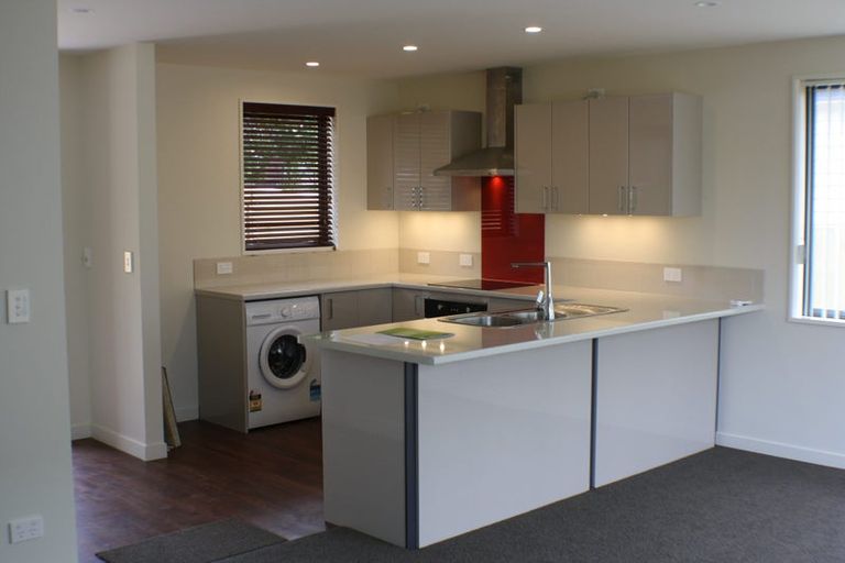 Photo of property in 11a Coopers Road, Dallington, Christchurch, 8061