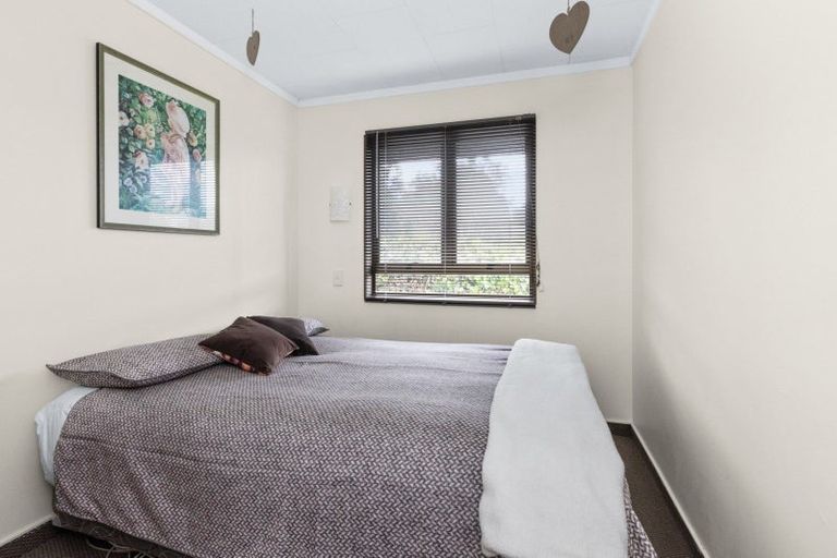 Photo of property in 30a Enfield Road, Hospital Hill, Napier, 4110