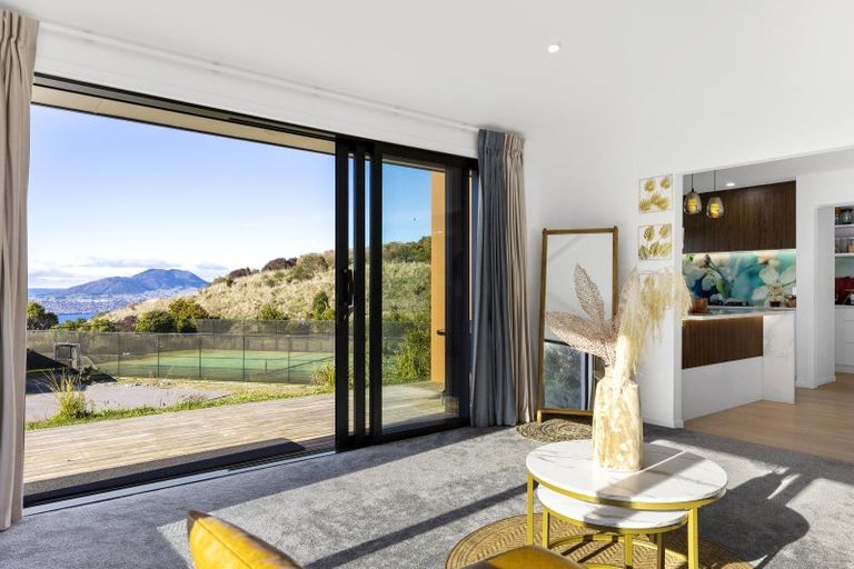 Photo of property in 5 Grandview Lane, Acacia Bay, 3385