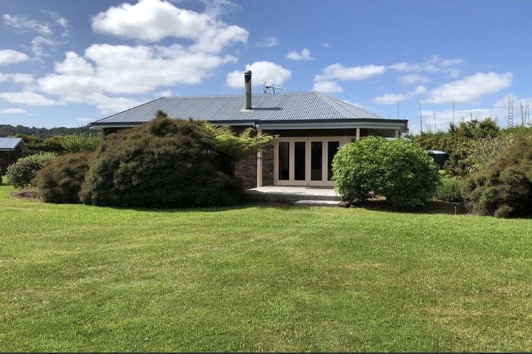 Photo of property in 153 Taha Road, Waimauku, 0881