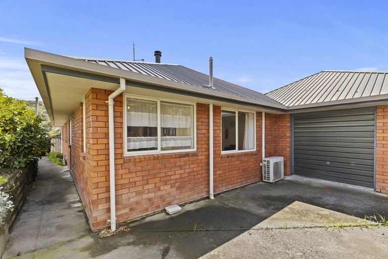 Photo of property in 157a Waikawa Road, Picton, 7220