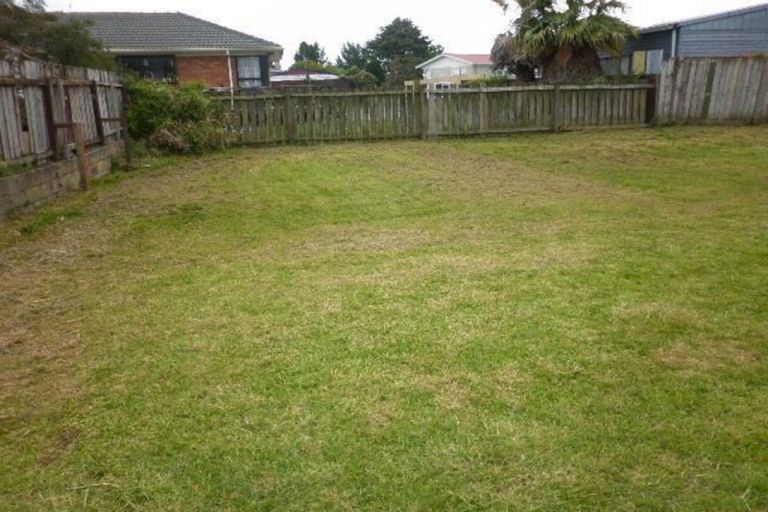 Photo of property in 35 Belgrave Place, Papakura, 2110