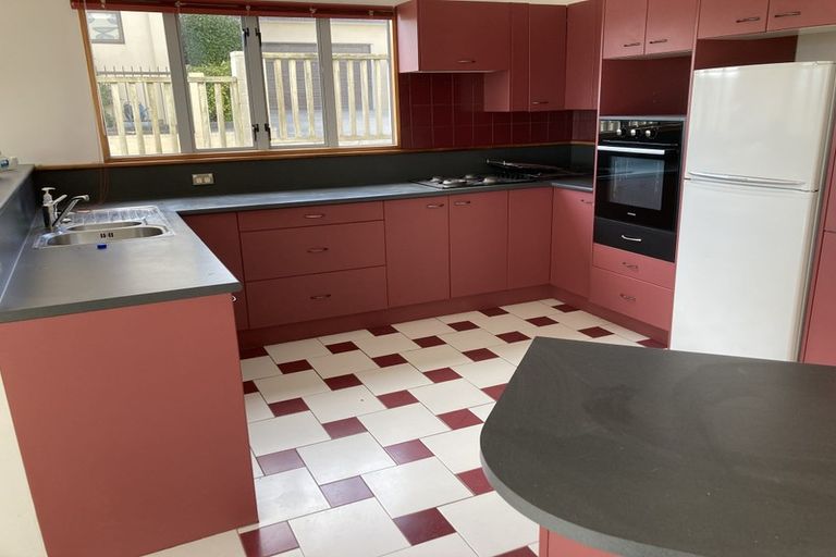 Photo of property in 12a Imran Terrace, Khandallah, Wellington, 6035