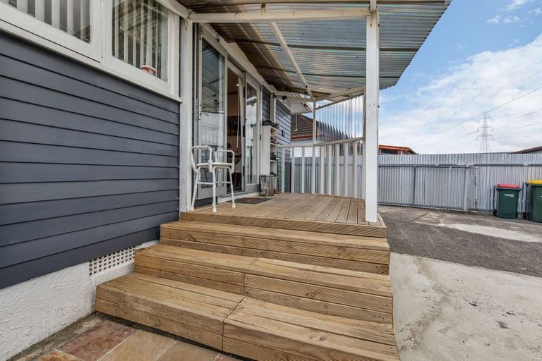 Photo of property in 8 Julian Place, Otara, Auckland, 2023