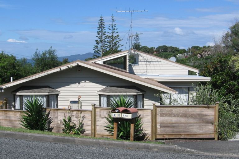 Photo of property in 1/93 Churchill Road, Murrays Bay, Auckland, 0630