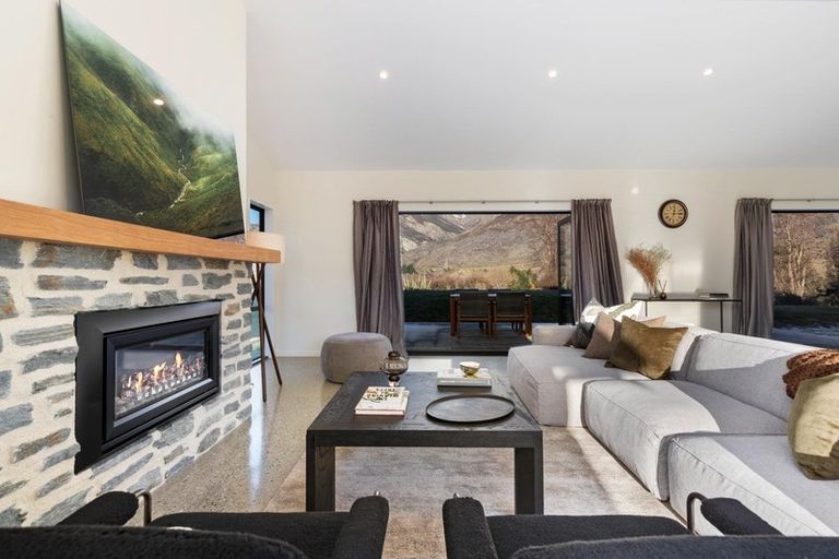 Photo of property in 50 Judge And Jury Drive, Lake Hayes, Queenstown, 9304