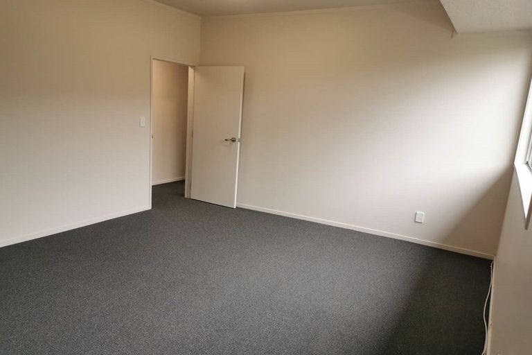 Photo of property in 3 Brook Street, Milford, Auckland, 0620