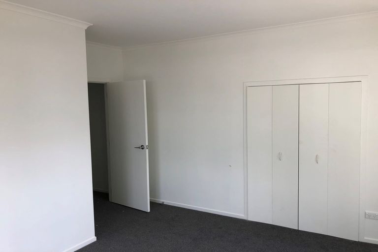 Photo of property in 1155 Heaphy Terrace, Fairfield, Hamilton, 3214