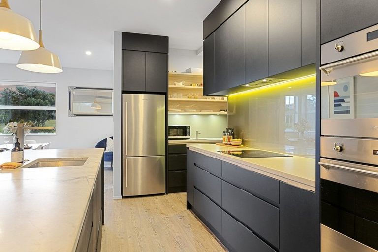 Photo of property in 45 De Havilland Road, Hobsonville, Auckland, 0616