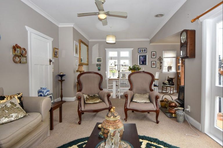 Photo of property in 214 High Street South, Carterton, 5713