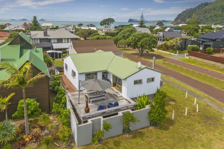 Photo of property in 1 Champion Place, Pauanui, Hikuai, 3579