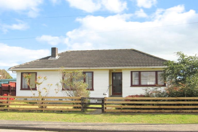 Photo of property in 1/31 Sutton Crescent, Papakura, 2110