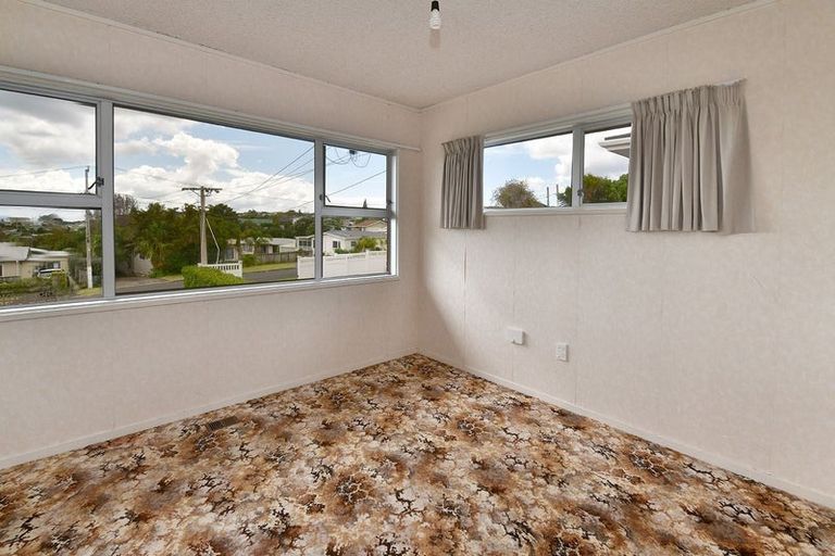 Photo of property in 27 Tiri Road, Manly, Whangaparaoa, 0930