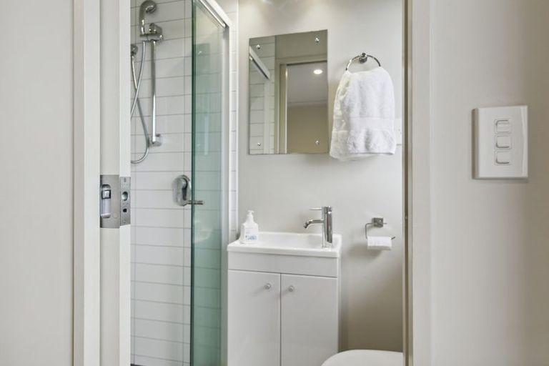 Photo of property in Onslow Heights, 17e Onslow Road, Khandallah, Wellington, 6035