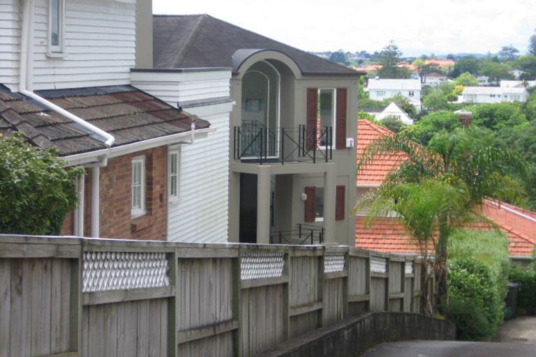 Property details for 39 Victoria Avenue, Remuera, Auckland, 1050