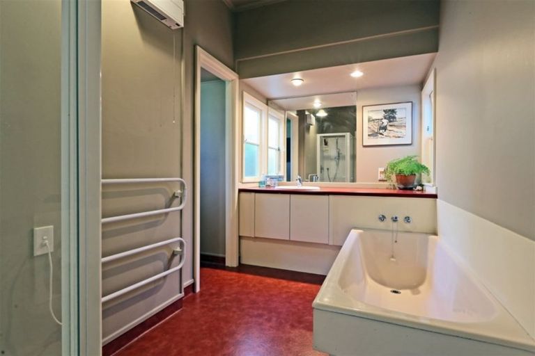 Photo of property in 23 Mchardy Street, Havelock North, 4130