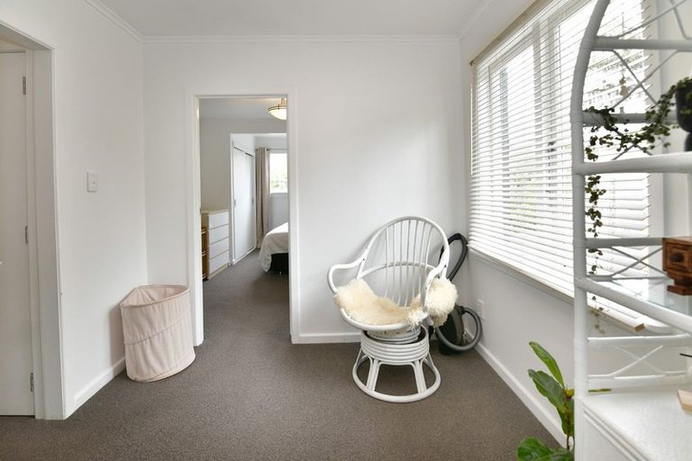 Photo of property in 6 Maori Hut Road, Red Beach, 0932