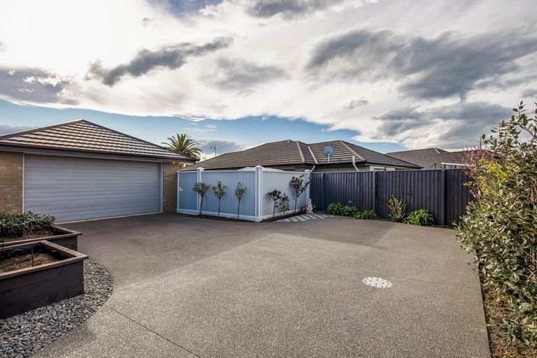 Photo of property in 12 Wootton Place, Kaiapoi, 7630