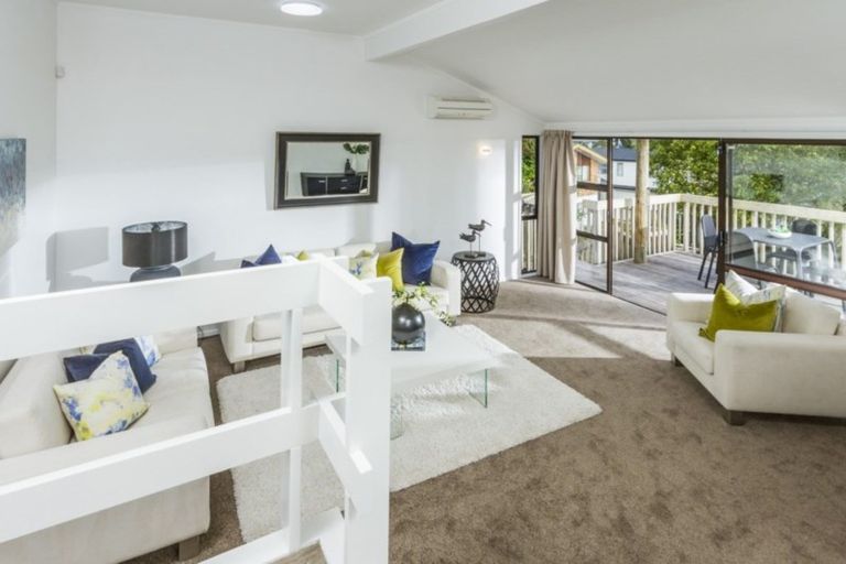 Photo of property in 42 Archers Road, Glenfield, Auckland, 0629