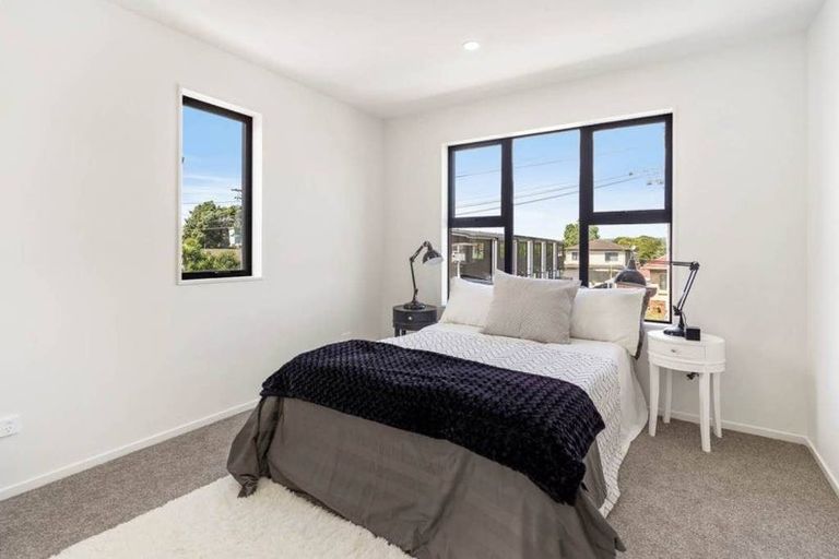 Photo of property in 2/18 Alexander Avenue, Papatoetoe, Auckland, 2025