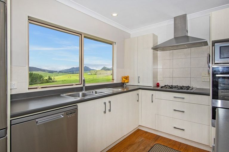 Photo of property in 256 Pataua South Road, Pataua South, Onerahi, 0192