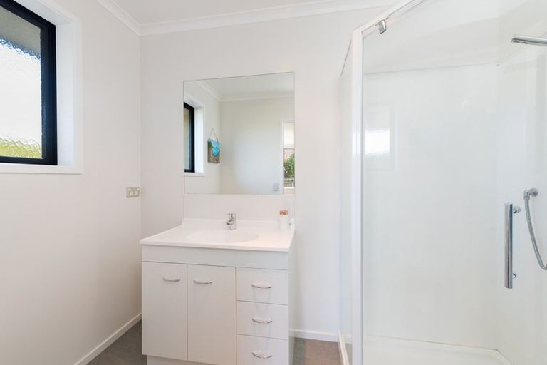 Photo of property in 8 Ernest Place, Brightwater, 7022