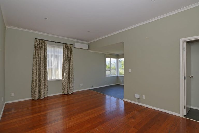 Photo of property in 2 Collins Street, Petone, Lower Hutt, 5012