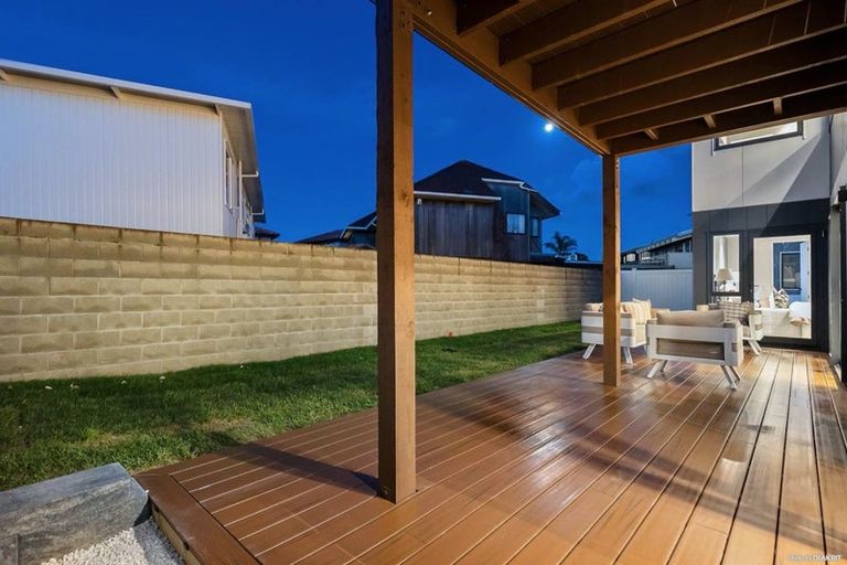 Photo of property in 4a The Parade, Bucklands Beach, Auckland, 2012