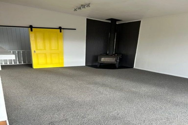 Photo of property in 46 Verbena Road, Birkdale, Auckland, 0626