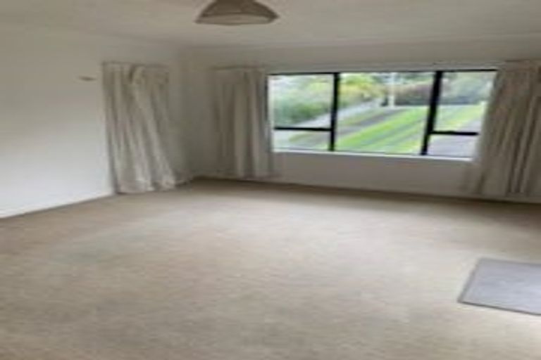 Photo of property in 1/24 Richards Avenue, Forrest Hill, Auckland, 0620